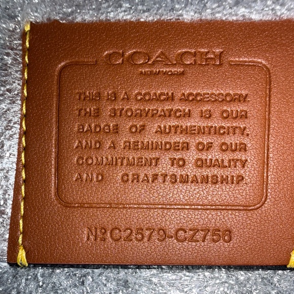 Coach New York Zip Pouch - Picture 6 of 6